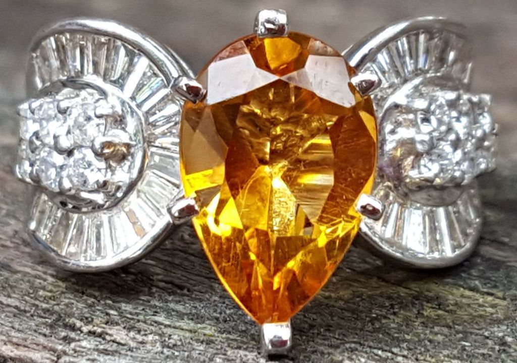 November birthstones