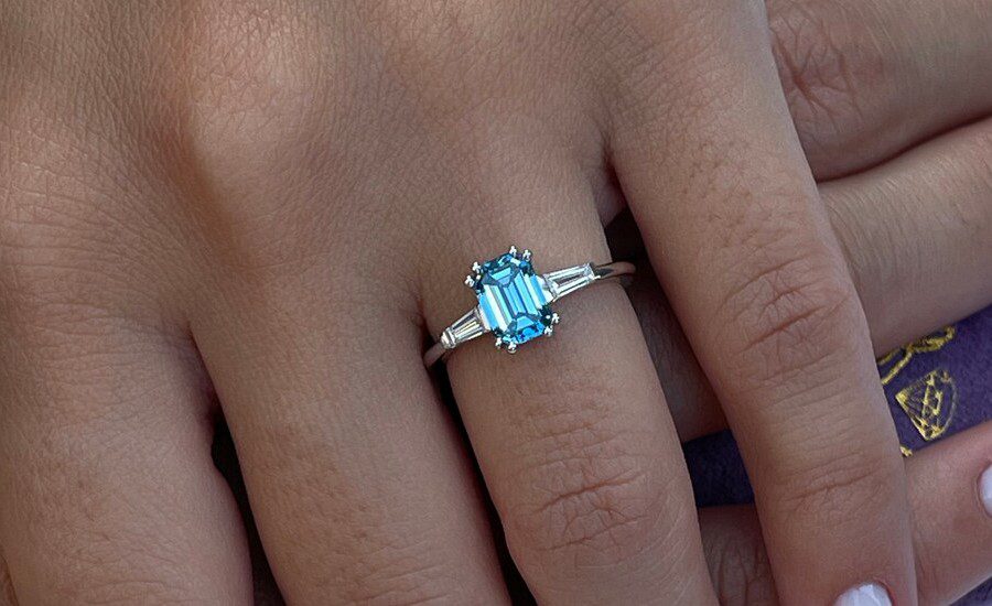 December Birthstones - Tanzanite, Zircon & Turquoise December Birthstones - Tanzanite, Zircon & Turquoise