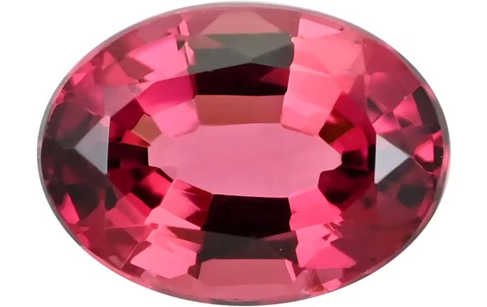 Garnet vs Tourmaline_2 Garnet vs Tourmaline: Red Gemstone Comparison Garnet vs Tourmaline_2