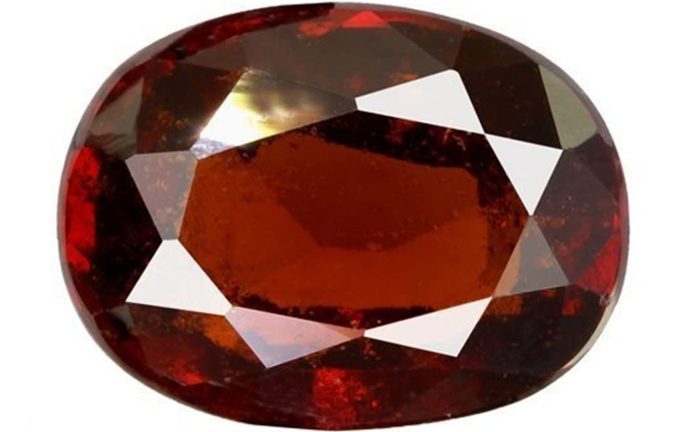 Sunstone vs Hessonite Garnet_3 Sunstone vs Hessonite Garnet: Radiant Elite Colour Guide Sunstone vs Hessonite Garnet_3