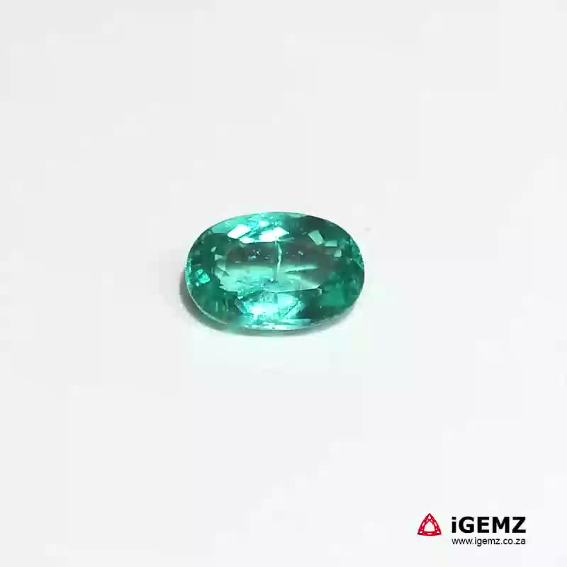 iGemz21033.1 1.92 ct Green Apatite - iGemz21033