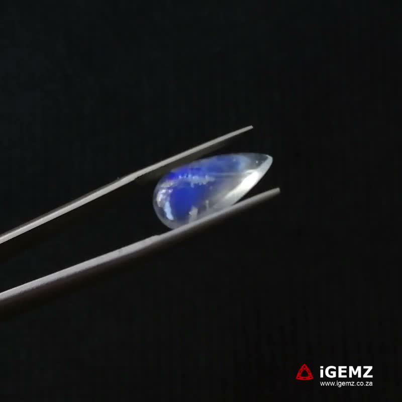 iGemz21221.1 4.36 ct Blue Moonstone - iGemz21221