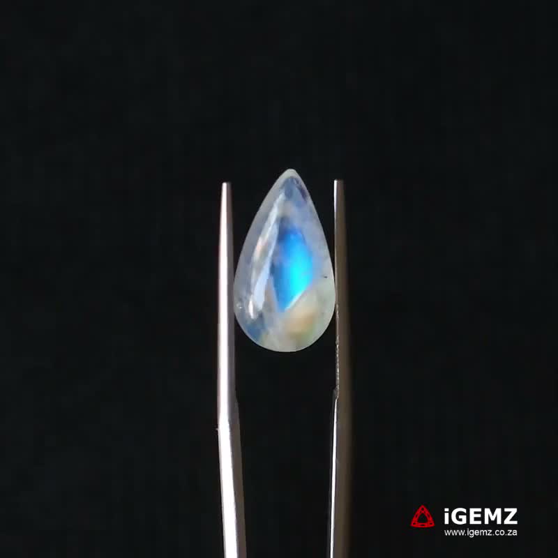 iGemz21222.1 4.37 ct Blue Moonstone - iGemz21222