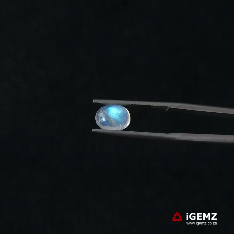 iGemz21255.1 1.34 ct Rainbow Moonstone - iGemz21255