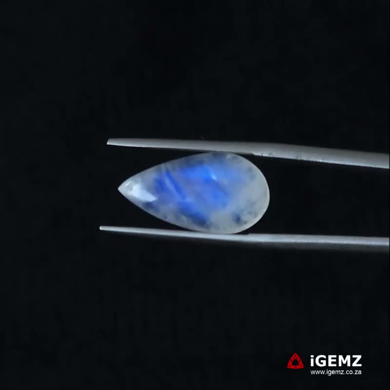 iGemz21280.1 6.55 ct Blue Moonstone - iGemz21280