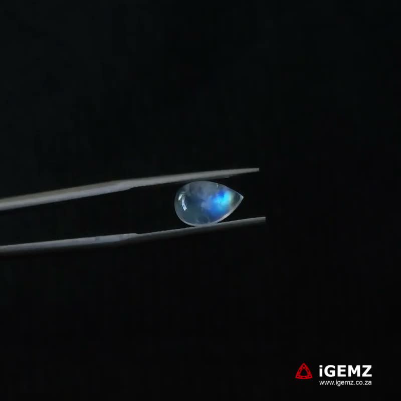 iGemz21292.1 1.78 ct Blue Moonstone - iGemz21292