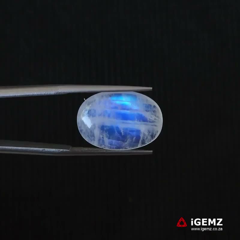 iGemz21323.1 8.58 ct Blue Moonstone - iGemz21323