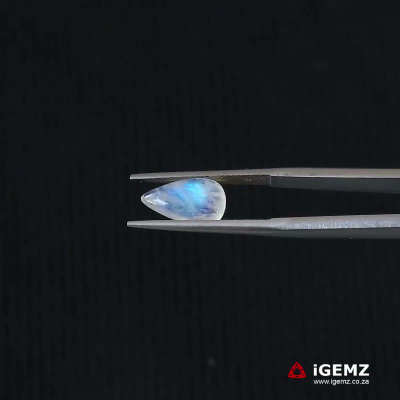 iGemz21328.1 1.89 ct Blue Moonstone - iGemz21328