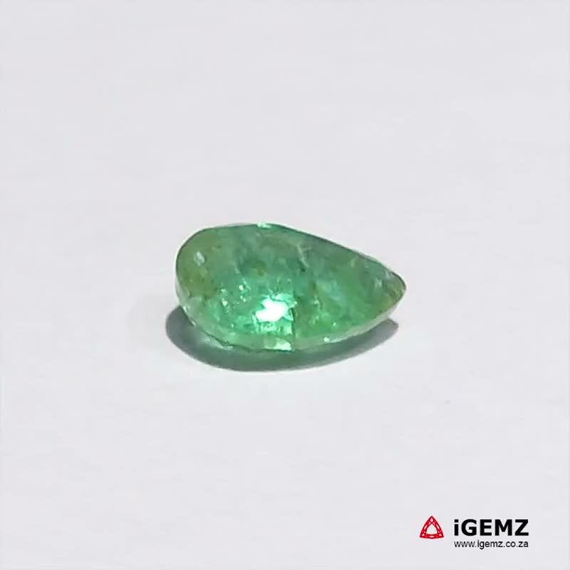 iGemz21386.1 0.6 ct Green Emerald - iGemz21386