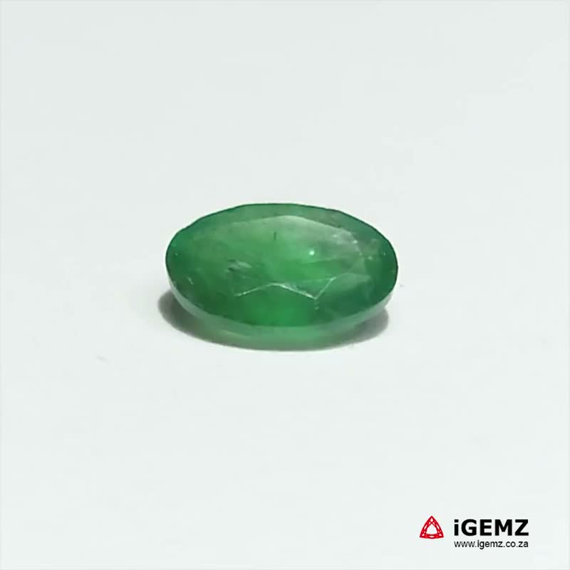 iGemz21402.1 1.44 ct Green Emerald - iGemz21402