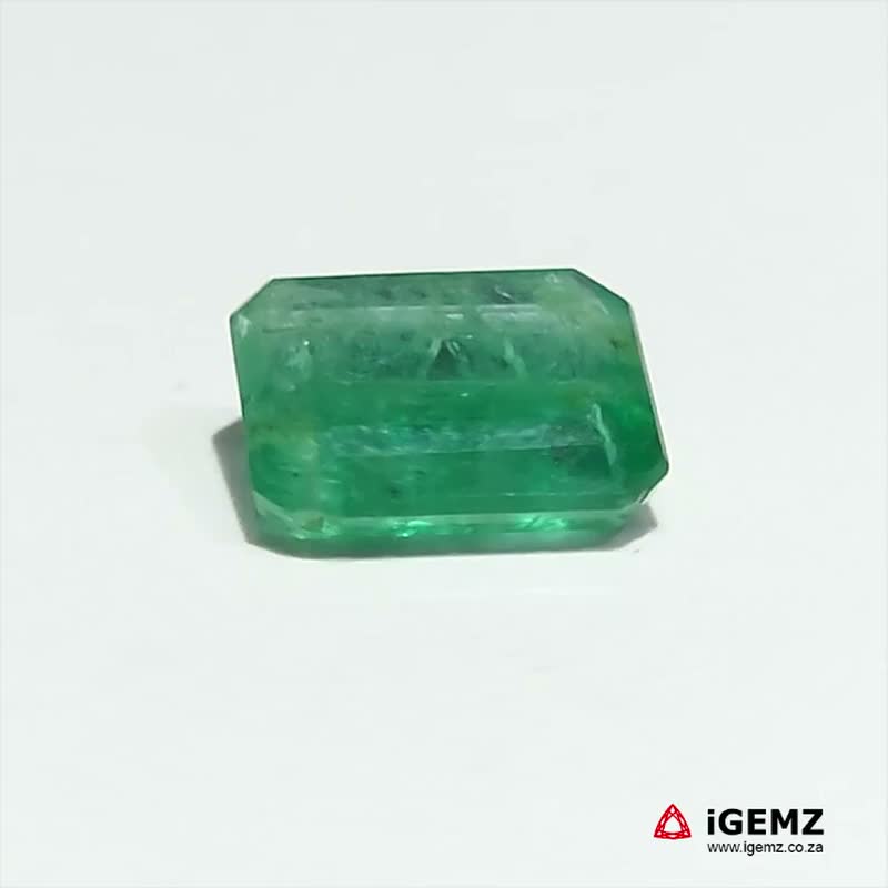 iGemz21407.1 3.18 ct Green Emerald - iGemz21407