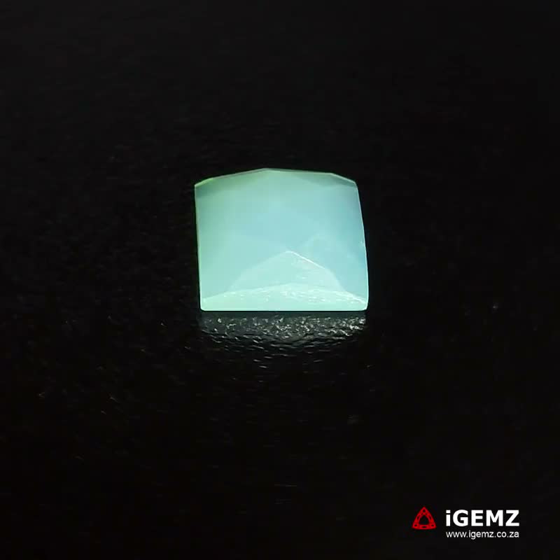 iGemz21690.1 7.05 ct Green Chalcedony - iGemz21690