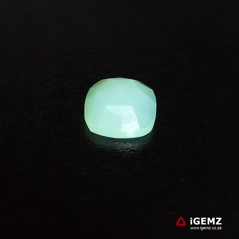 iGemz21703.1 6.21 ct Green Chalcedony - iGemz21703