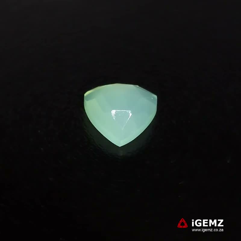iGemz21709.1 5.56 ct Green Chalcedony - iGemz21709