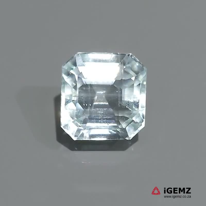 iGemz22945.1 5.82 ct Blue Aquamarine - iGemz22945