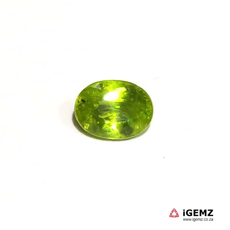 iGemz22951.1 2.31 ct Green Sphene - iGemz22951