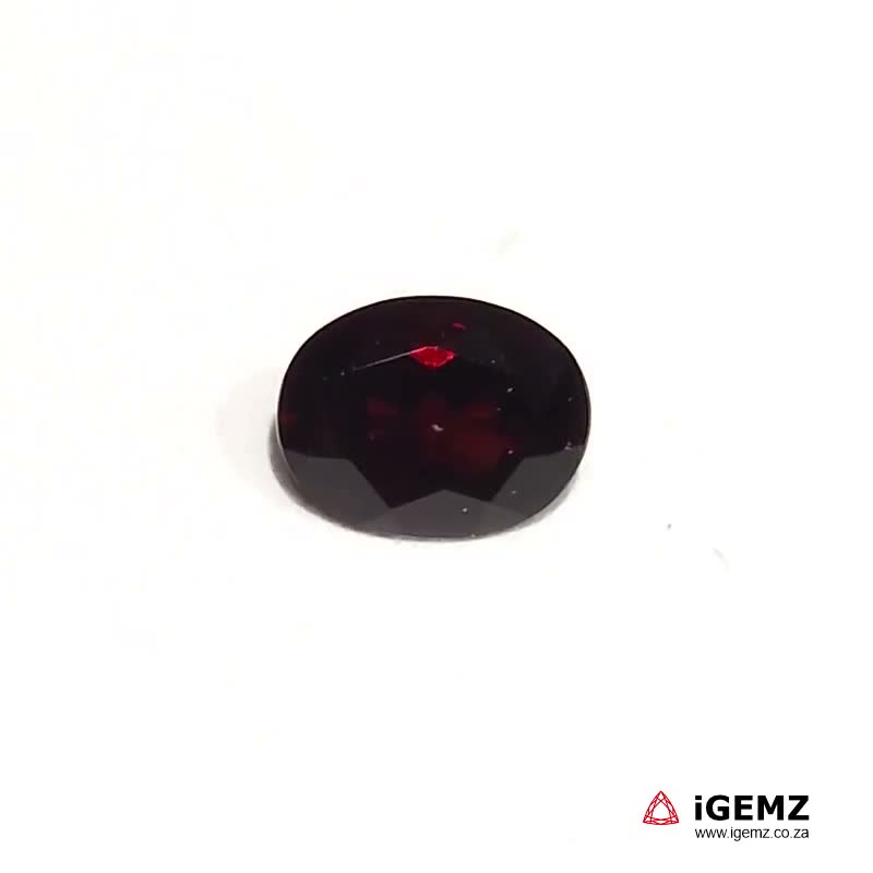 iGemz22967.1 2.47 ct Red Garnet Rhodolite - iGemz22967