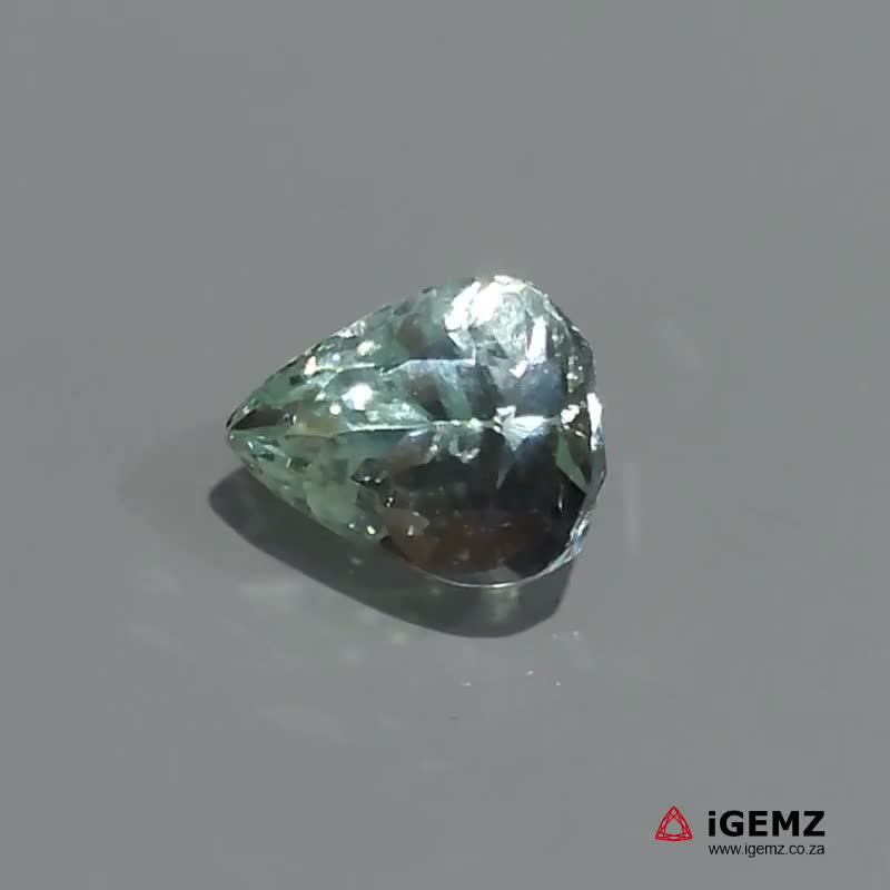 iGemz22989.1 4.63 ct Green Spodumene - iGemz22989