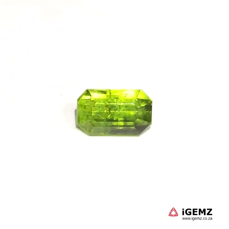 iGemz22999.1 2.03 ct Green Peridot - iGemz22999