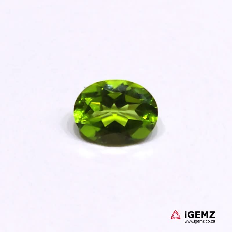 iGemz24630.1 2 ct Green Peridot - iGemz24630