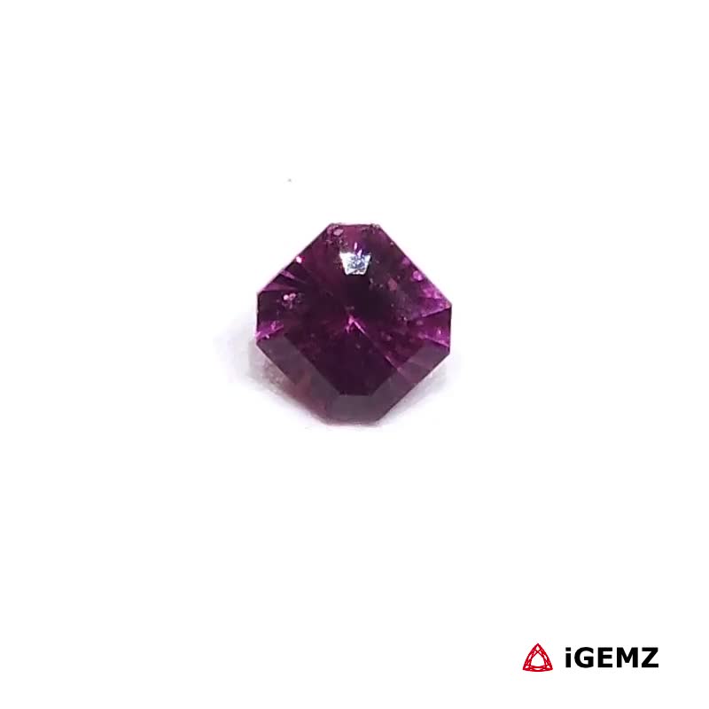 iGemz24869.1 0.89 ct Pink Garnet - iGemz24869