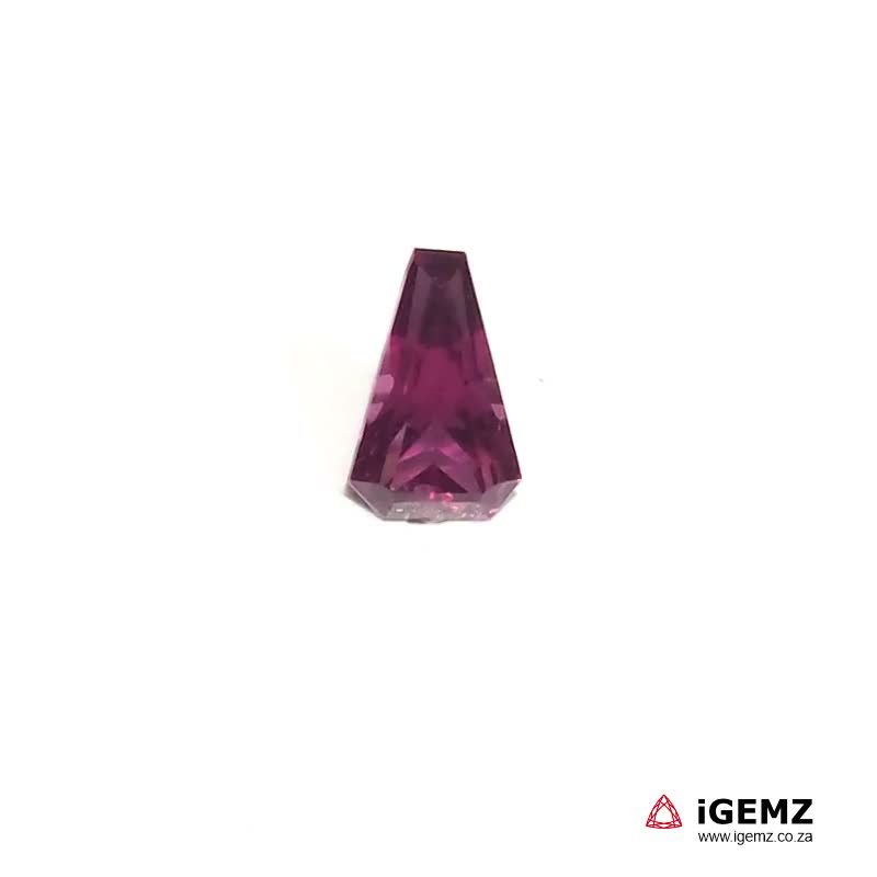 iGemz20212.1 1.65 ct Umbalite Garnet - iGemz20212