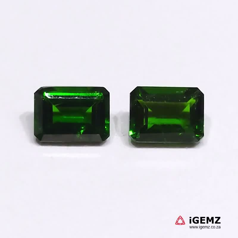 iGemz24132.1 3.62 ct Green Chrome Diopside - iGemz24132