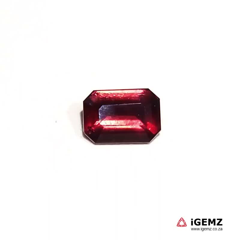 iGemz24165.1 1.98 ct Red Garnet Rhodolite - iGemz24165