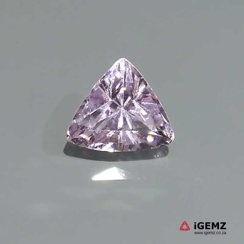 iGemz20940.1 9.42 ct Pink Kunzite - iGemz20940