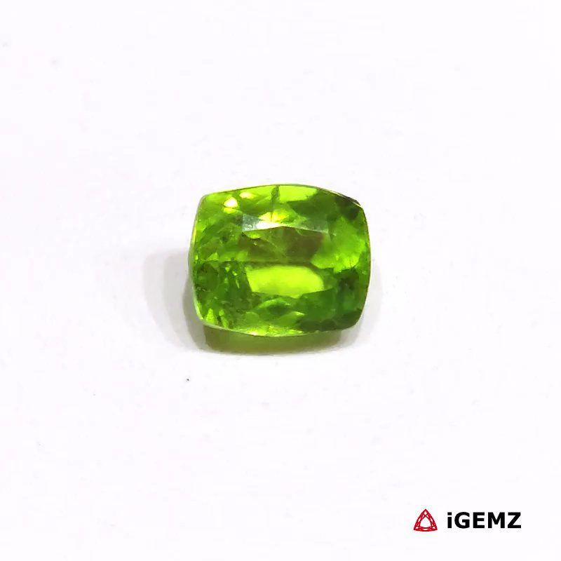 iGemz30373.1 4 ct Green Peridot - iGemz30373