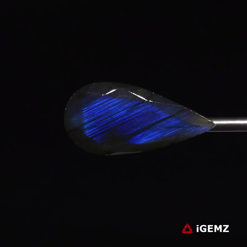 iGemz27374.1 17 ct Blue Labradorite - iGemz27374 gemstone for sale at igemz.co.za