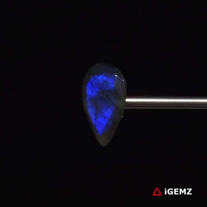 iGemz27380.1 8.5 ct Blue Labradorite - iGemz27380 gemstone for sale at igemz.co.za