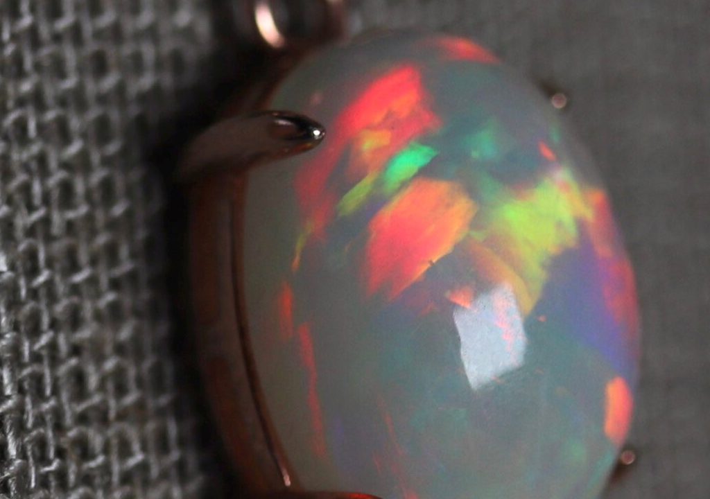 opal gemstones