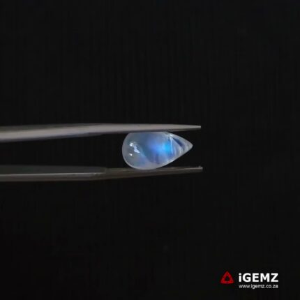 3.46 ct Rainbow Moonstone - iGemz21316