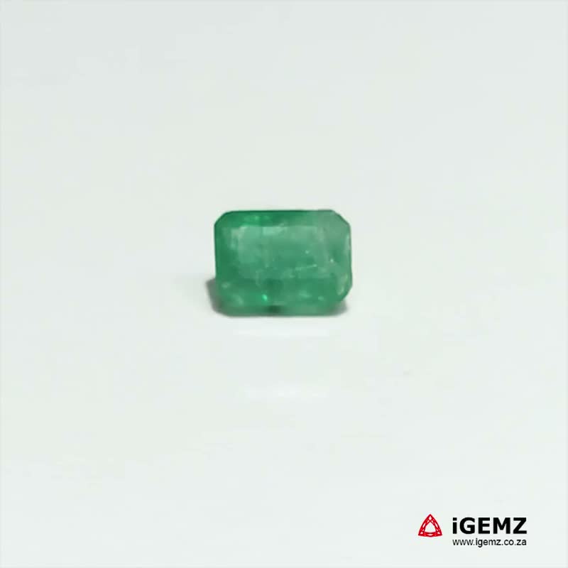 iGemz21430.1 0.81 ct Green Emerald - iGemz21430