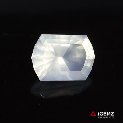 12.45 ct White Moonstone - iGemz23149