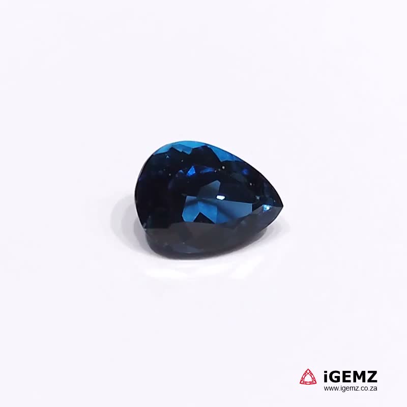 iGemz24122.1 4.36 ct London Blue Topaz - iGemz24122
